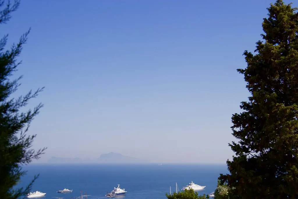 Hotel Casa Tolentino Napoli 3*,