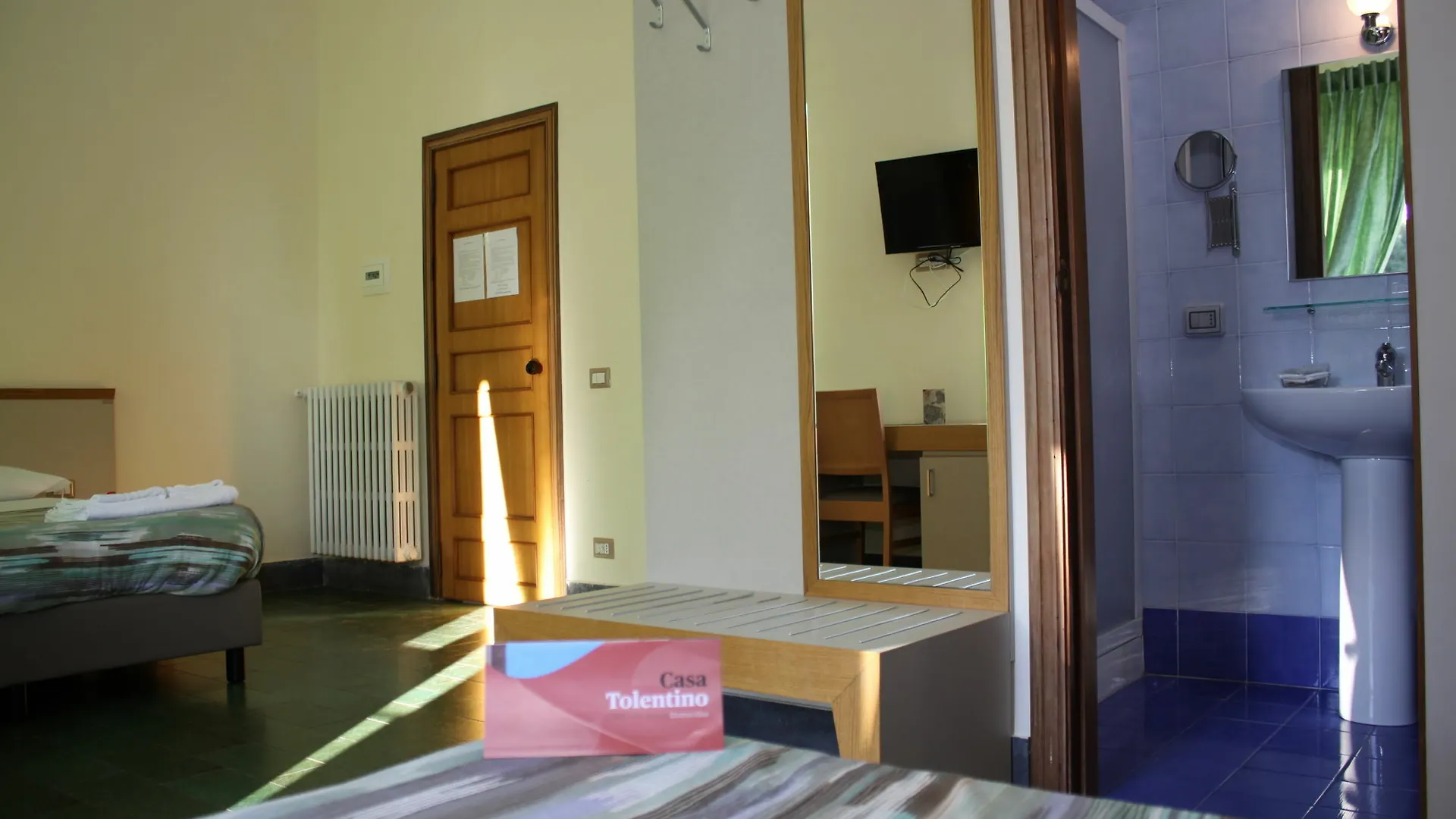 Hotel Casa Tolentino Napoli 3*,