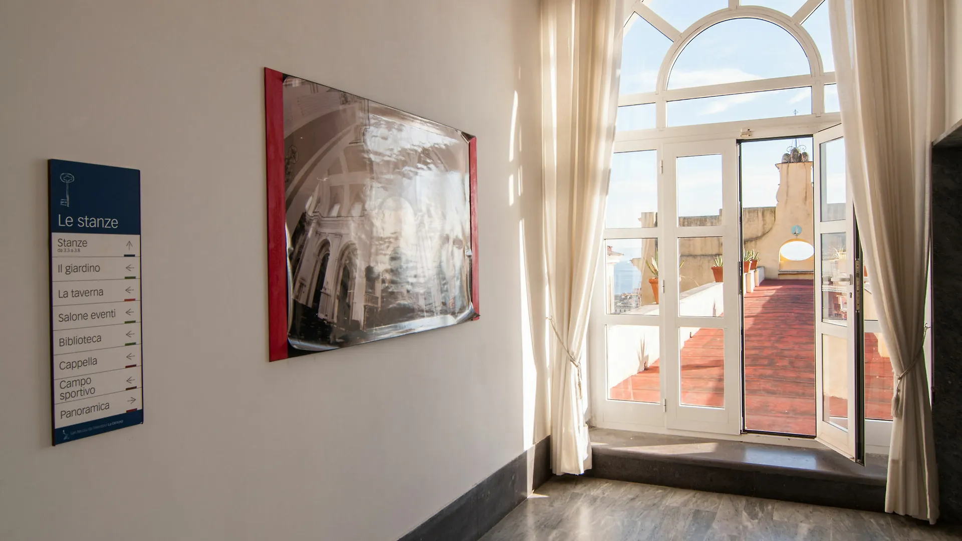 Hotel Casa Tolentino Napoli 3*,  Italia